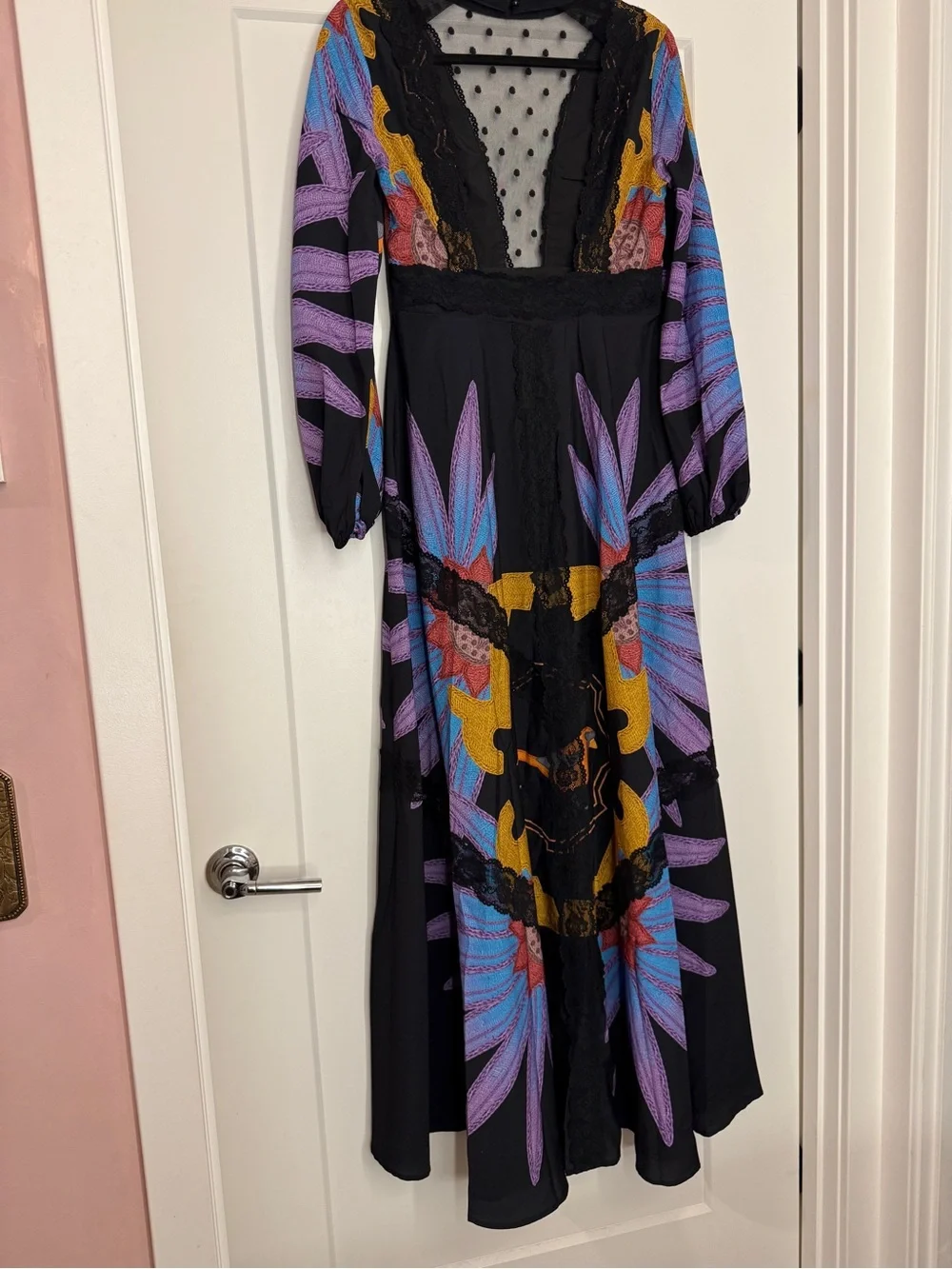 SHEIN Black Maxi Dress with Floral and Lace design - Picture 4 of 7